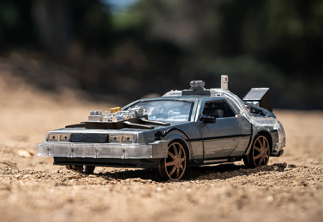 Back to the Future Part III (rail version) die-cast 1:24 scale "Hollywood Rides" light-up DeLorean Time Machine by MyHackerTech