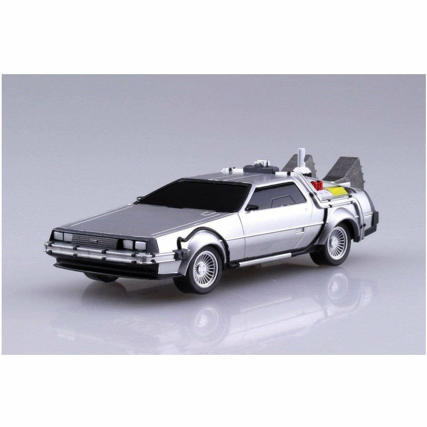 Back to the Future Part II pull-back DeLorean 1:43 scale plastic model kit by MyHackerTech