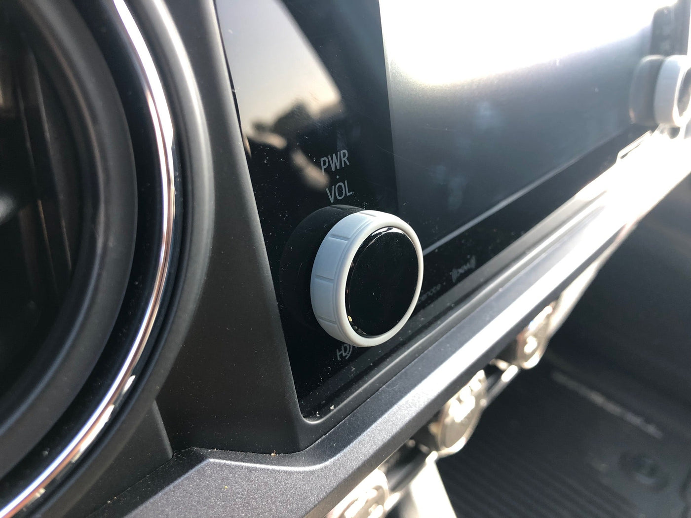 Radio Knob Grip Rings (2016+) by MyHackerTech