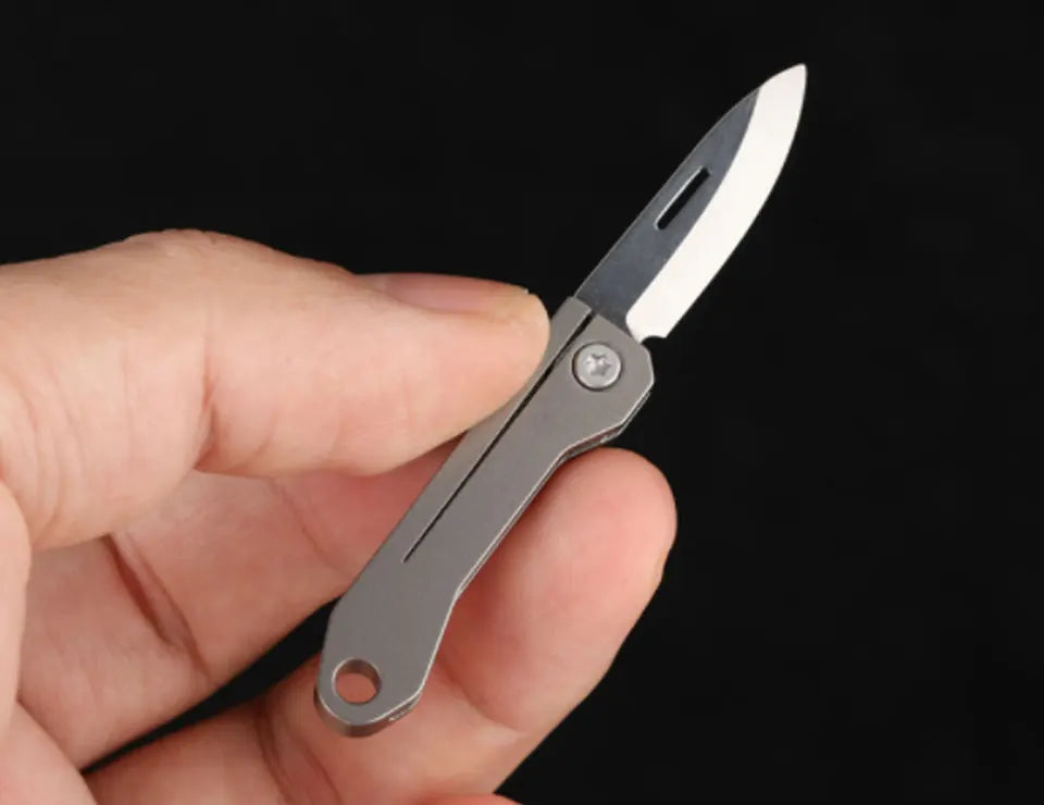 Titanium Alloy Mini EDC Knife Camping Equipment Unboxing Mini Knife Keychain Hanging Outdoor Multi Tools Knife