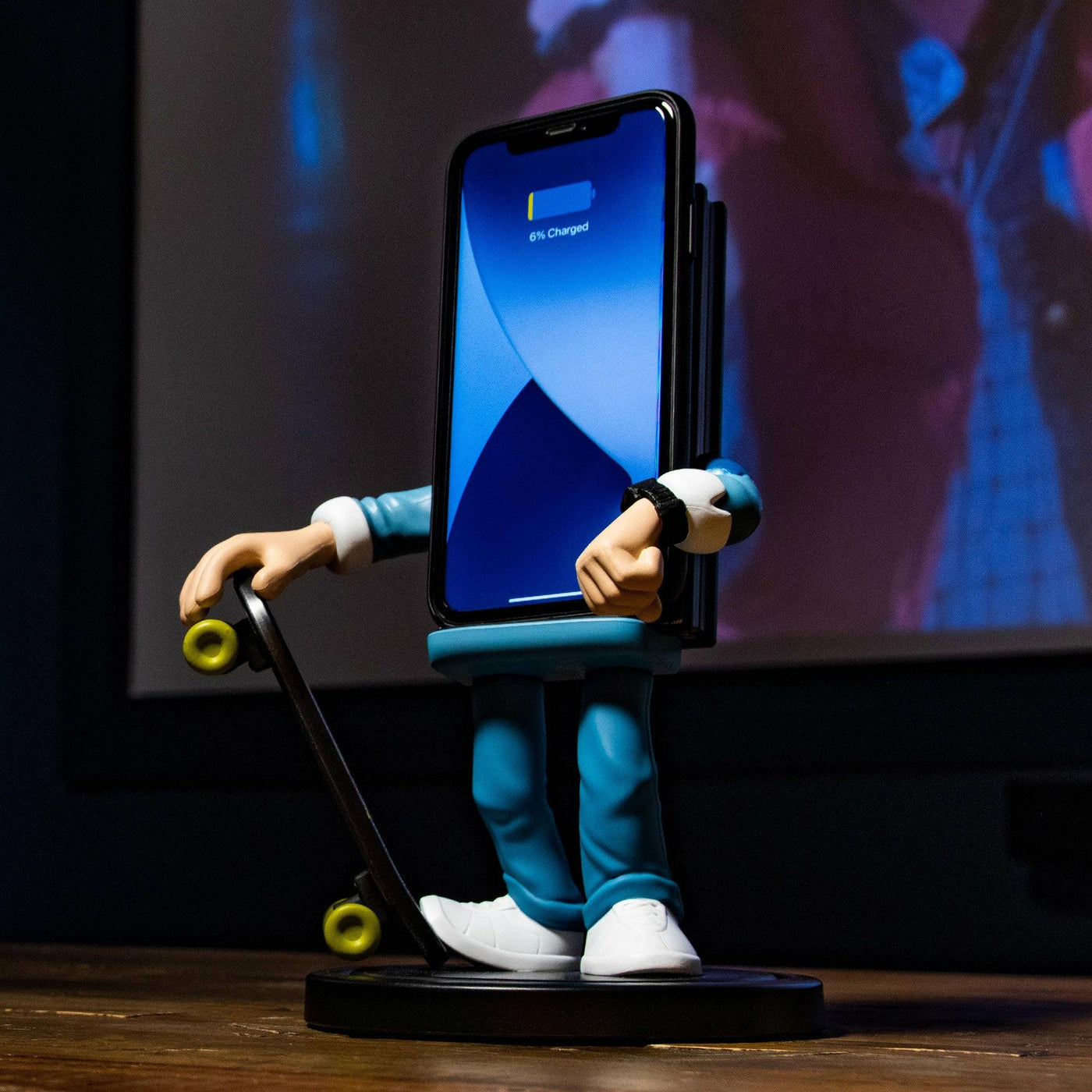 Official Back to the Future Power Idolz wireless phone charger by MyHackerTech