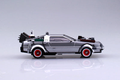 Back to the Future Part III pull-back DeLorean 1:43 scale plastic model kit by MyHackerTech