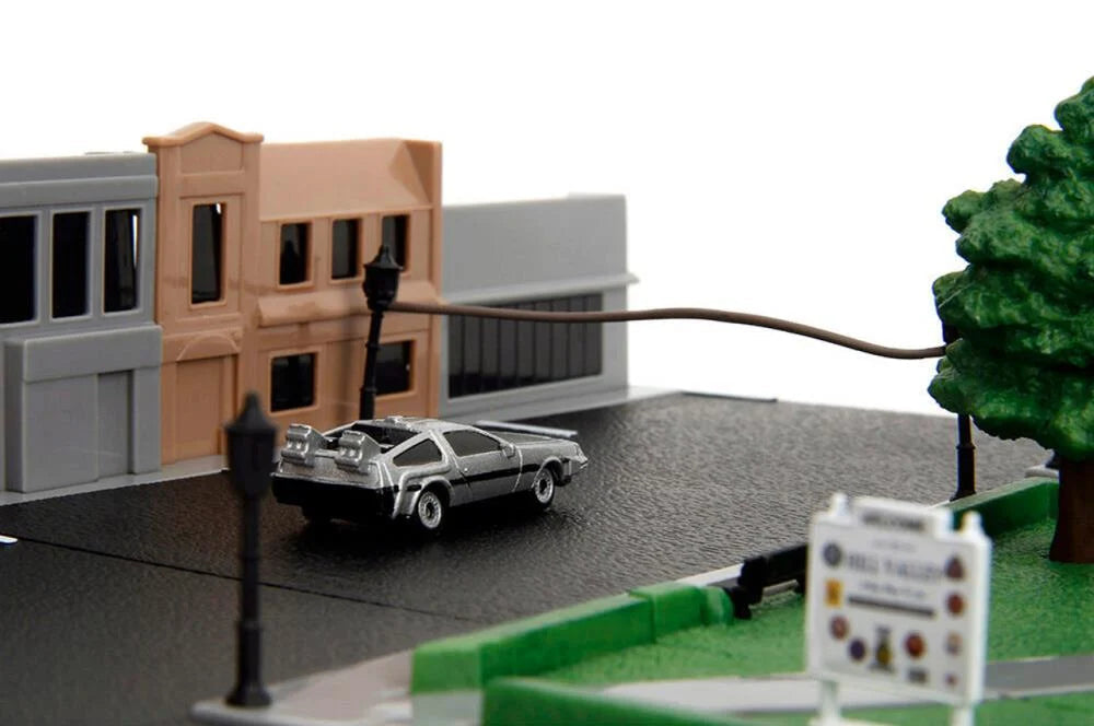 Back to the Future die-cast Courthouse diorama with DeLorean & Toyota vehicles by MyHackerTech