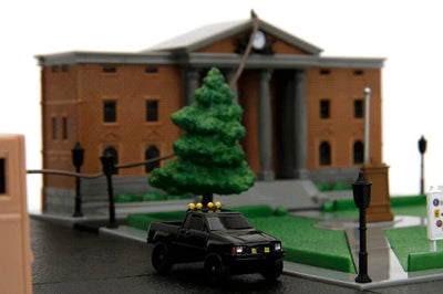 Back to the Future die-cast Courthouse diorama with DeLorean & Toyota vehicles by MyHackerTech
