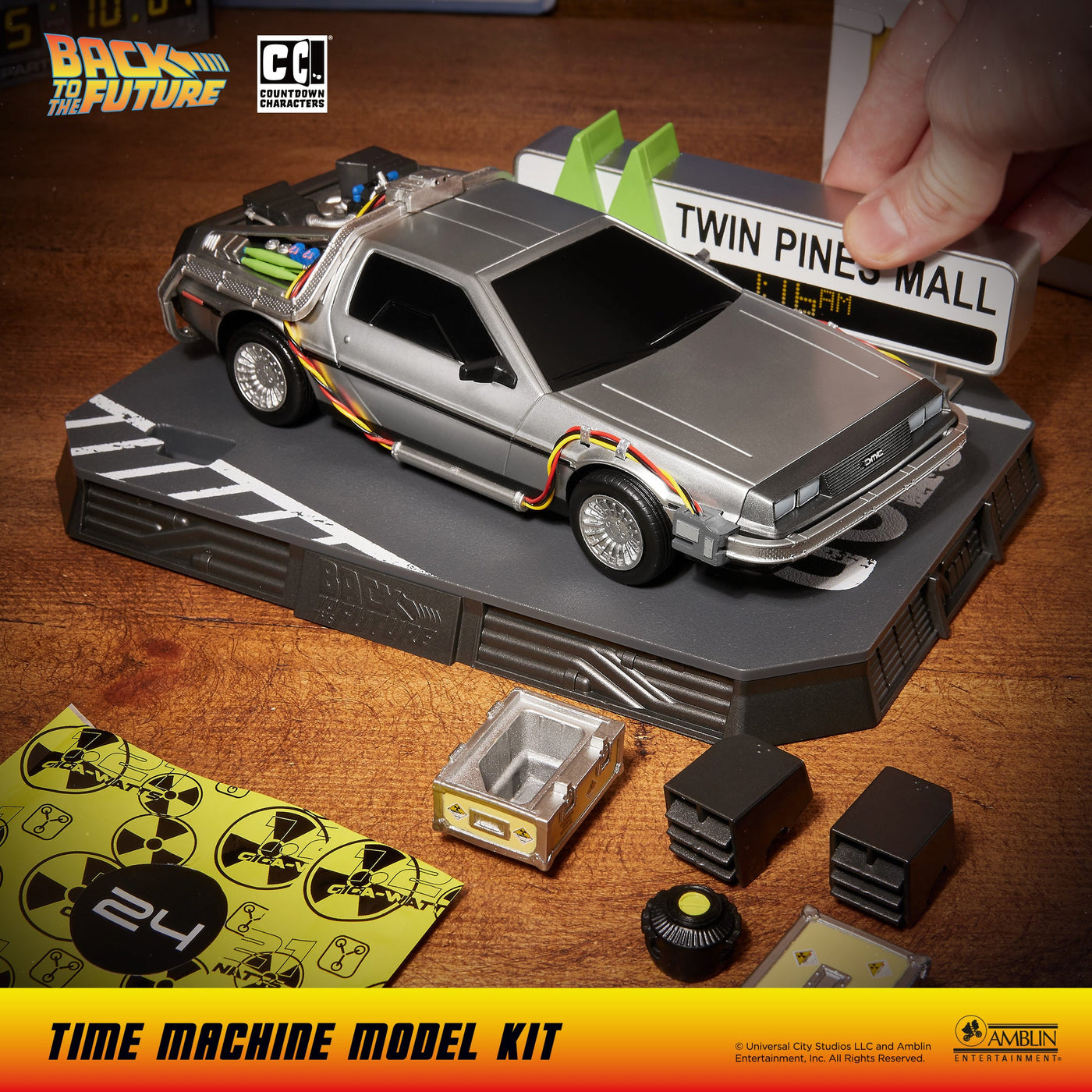Back to the Future: Time Machine Model Kit by MyHackerTech