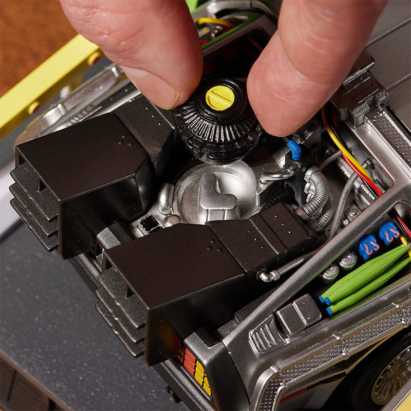 Back to the Future: Time Machine Model Kit by MyHackerTech