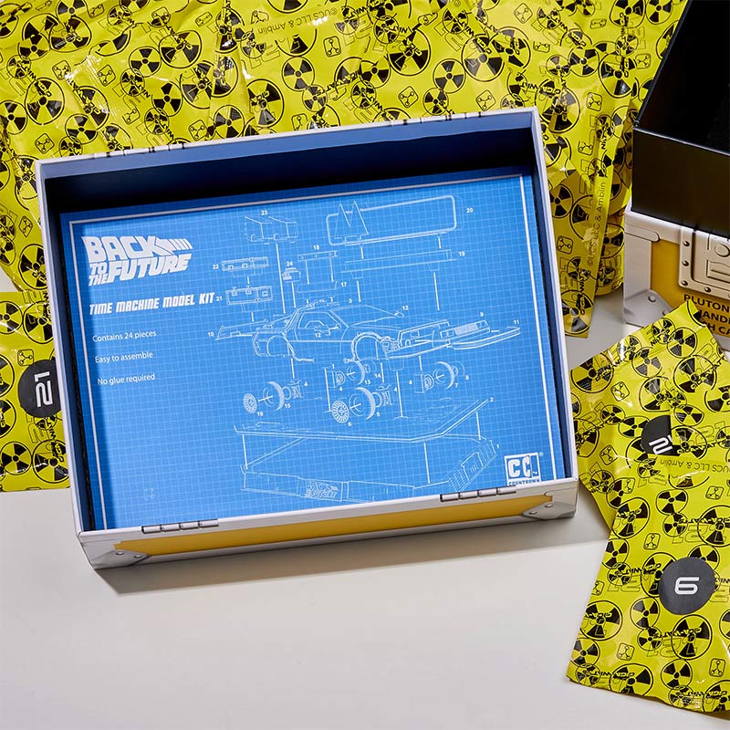 Back to the Future: Time Machine Model Kit by MyHackerTech