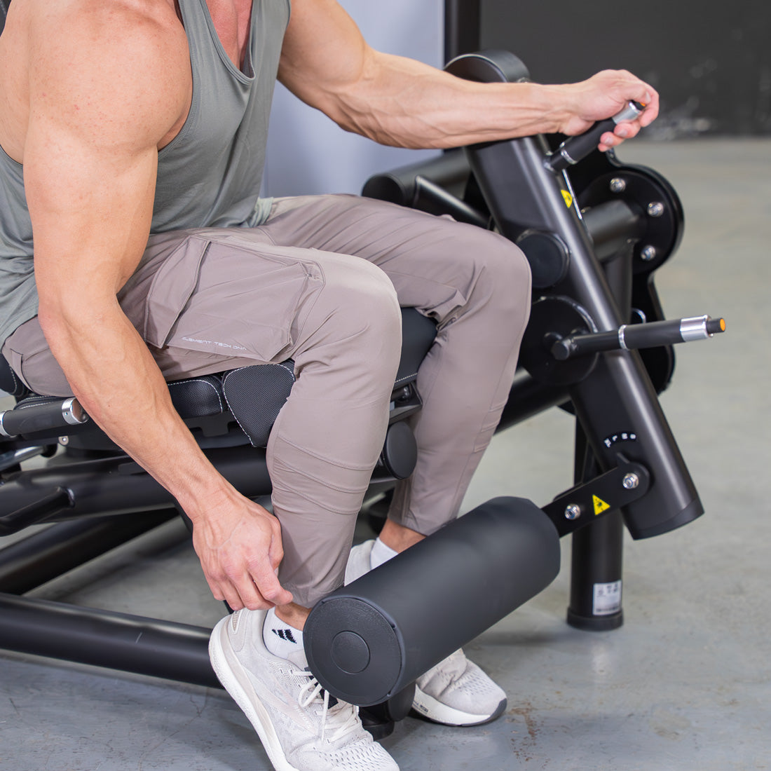 Vogue Leg Extension/Prone Leg Curl Combo - Muscle D Fitness - Seated ...