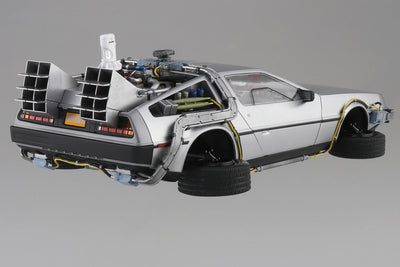 Back to the Future Part II DeLorean Time Machine 1:24 Scale Model Kit by MyHackerTech