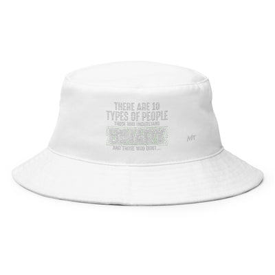 There are 10 types of people - Bucket Hat