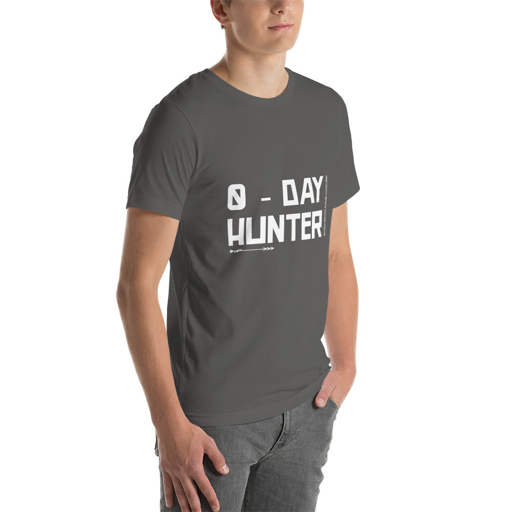 0-day hunter V5 Unisex t-shirt