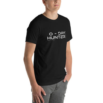 0-day hunter V7 Unisex t-shirt