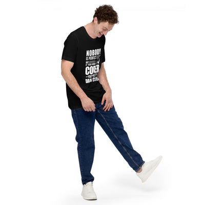 Coder Close to Perfect - Unisex t-shirt