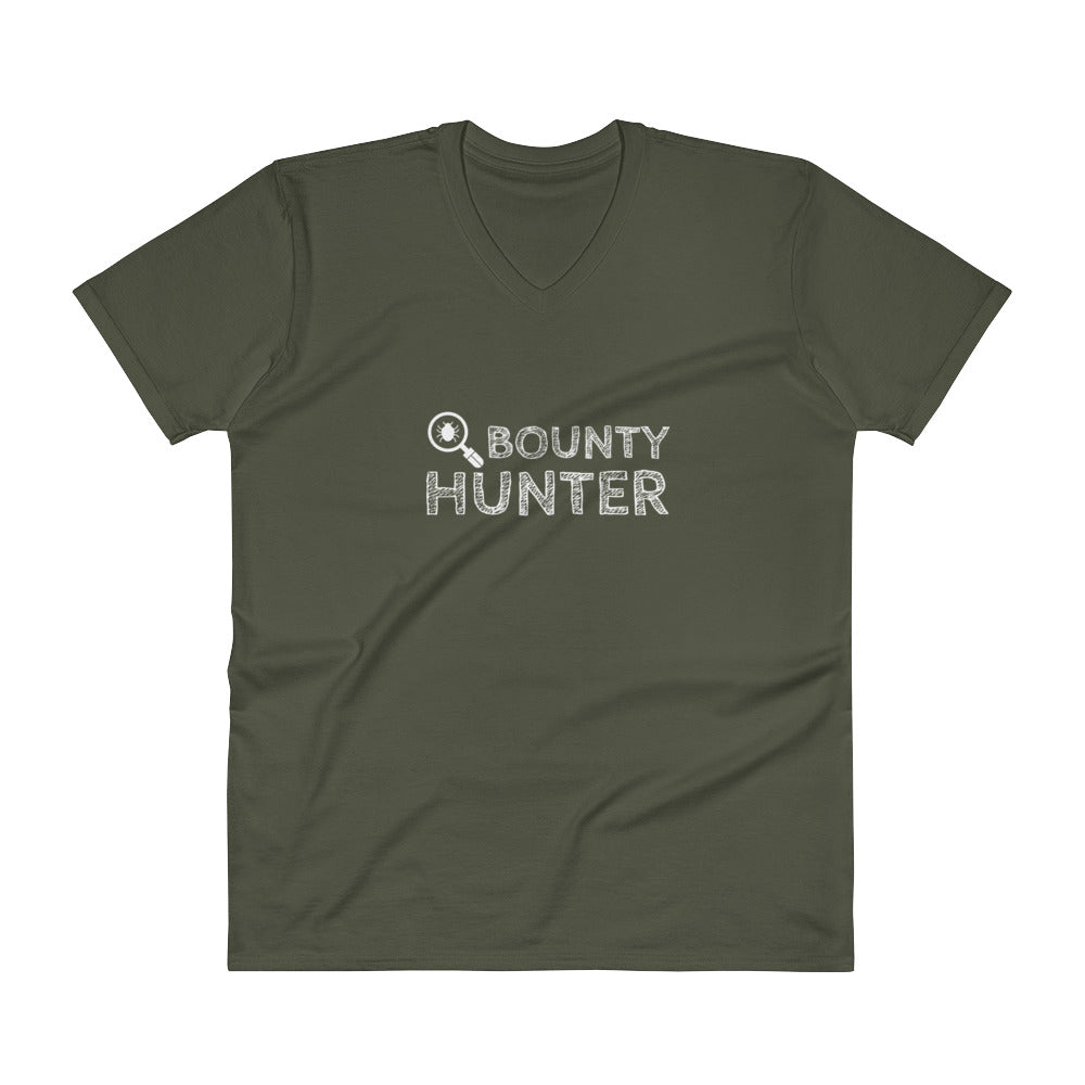 Bug bounty hunter - V-Neck T-Shirt (white text)