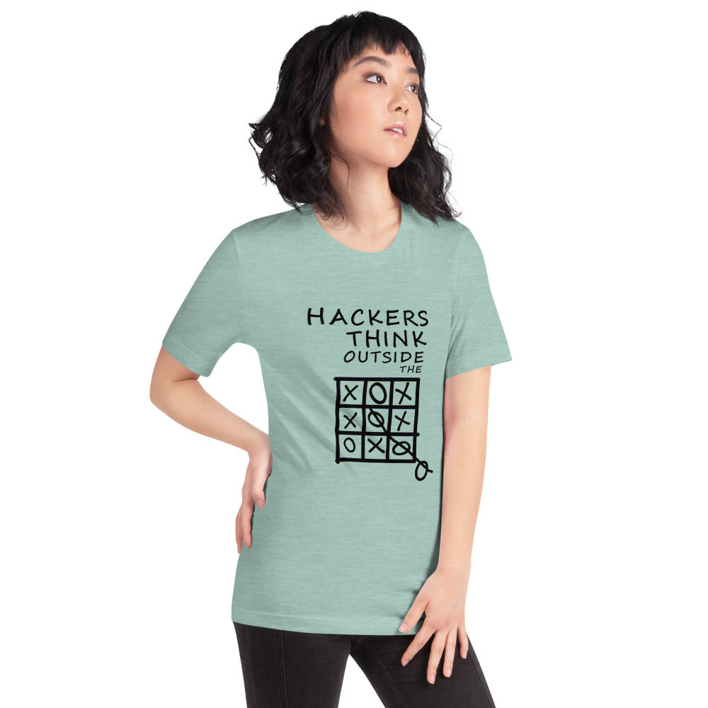 Hackers think outside the box - Short-Sleeve Unisex T-Shirt (black text)