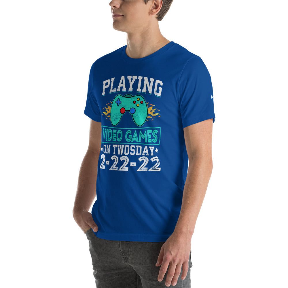 Playing Videogames on Twosday Unisex t-shirt